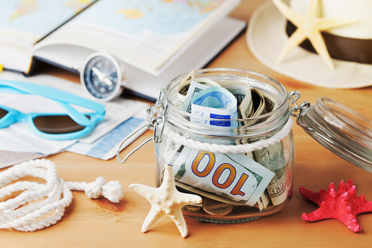 Vivid Money partage 3 astuces pour maîtriser son budget vacances Vivid Money partage 3 astuces pour maîtriser son budget vacances