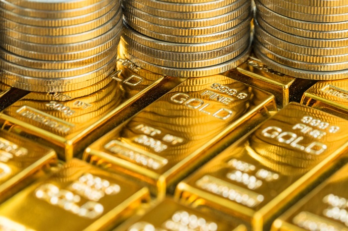 Comment investir dans l'or en toute sécurité : conseils et astuces