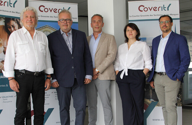 De gauche à droite Philippe BAUDINIERE co-fondateur / Stéphane HUG Directeur Général / Damien CLAUDON Directeur des Opérations / Imane CHEKKIRA Directrice du Développement / Johann LARDY Directeur Gestion ADP/IARD De gauche à droite Philippe BAUDINIERE co-fondateur / Stéphane HUG Directeur Général / Damien CLAUDON Directeur des Opérations / Imane CHEKKIRA Directrice du Développement / Johann LARDY Directeur Gestion ADP/IARD