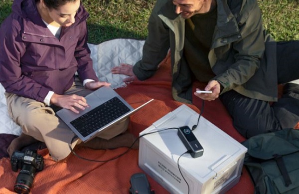 Power bank pour moto, vélo ou camping : quelles spécificités pour l'aventure ?