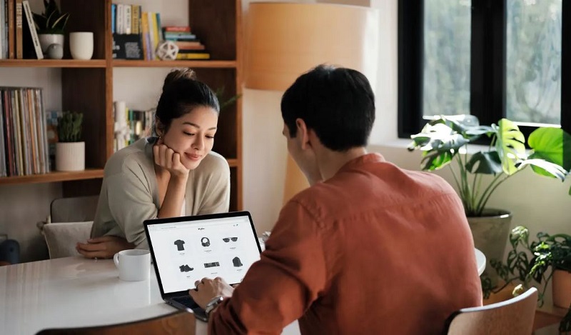 Shopping algorithmique : plus de 2 français sur 5 feraient confiance à l'IA pour faire leurs achats