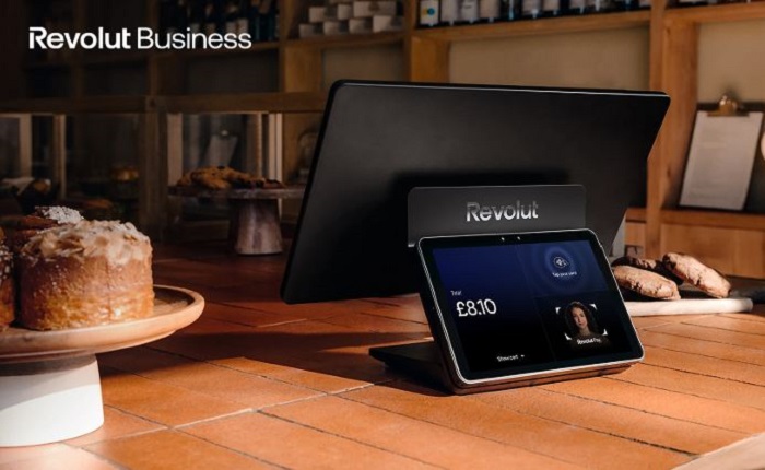 Revolut renforce Revolut Pay au Royaume-Uni avec « Pay with Smile » Revolut renforce Revolut Pay au Royaume-Uni avec « Pay with Smile »