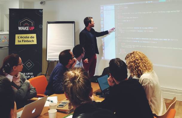 Bilan de la première saison de Wake Up, l’école de la fintech dédiée aux executives de la finance