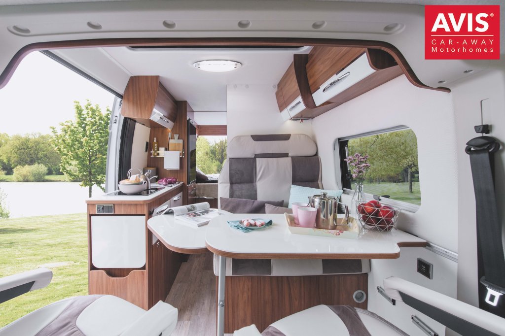Avis Car-Away, spécialiste de la location de camping-cars, facilite les paiements entre amis grâce à Pledg Avis Car-Away, spécialiste de la location de camping-cars, facilite les paiements entre amis grâce à Pledg
