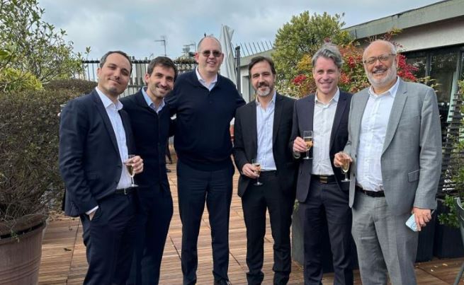 Le groupe ambitionne un chiffre d’affaires de 150 millions d’euros d’ici 2029, grâce à une forte croissance organique et l’acquisition d’environ cinq cabinets par an
