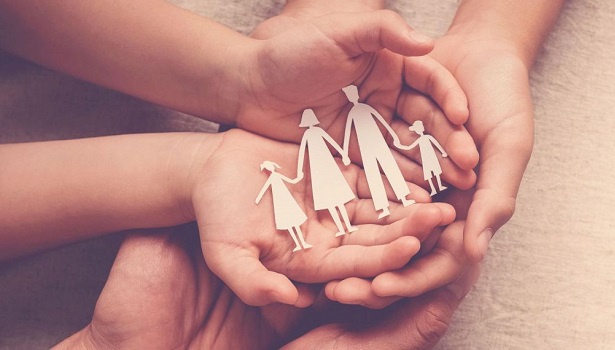 Assurance vie : pourquoi l’épargne en ligne séduit de plus en plus les Français ?