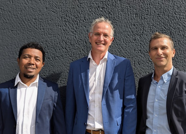 De gauche à droite : Stanislas Randriamilasoa – CTO, Gaël Brisson – Président, Matthieu Lardillet – CEO