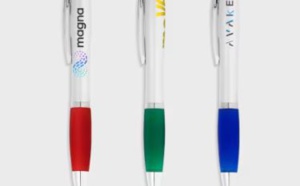 Le stylo personnalisé, un cadeau apprécié et un vecteur de communication