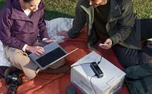 Power bank pour moto, vélo ou camping : quelles spécificités pour l'aventure ?