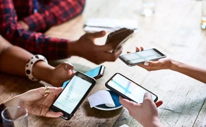 Le Crédit Agricole accélère sa transformation digitale et lance un compte gratuit 100 % en ligne