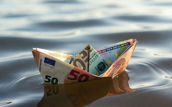 Naviguer sur les marchés financiers en période d’incertitude : le guide pratique